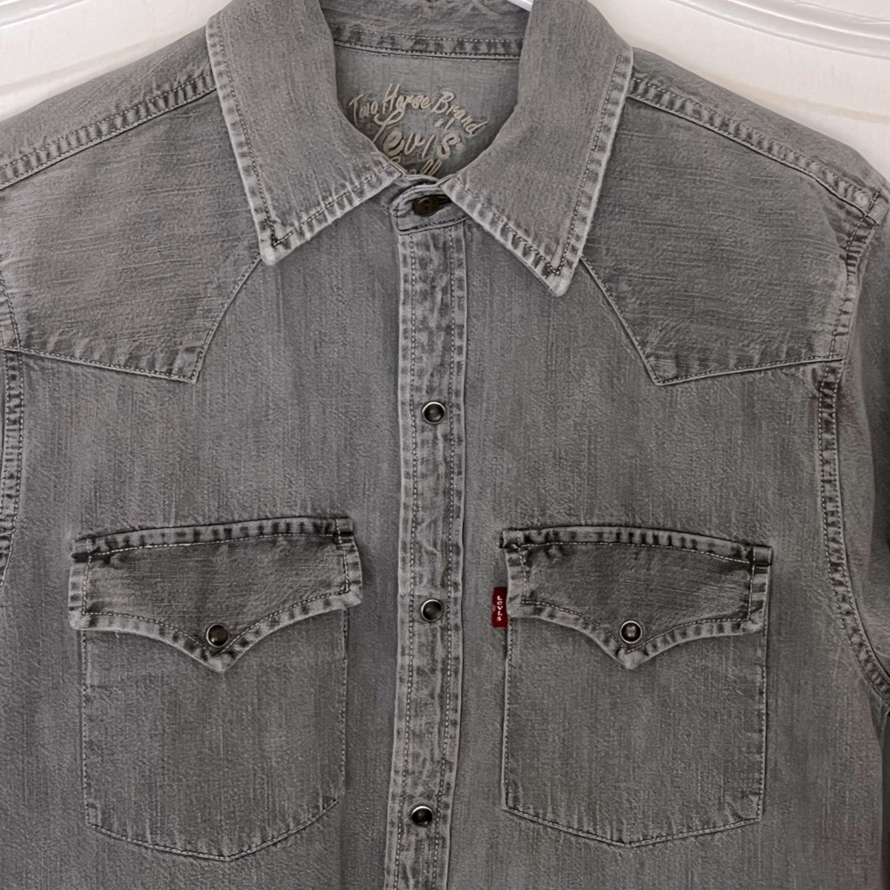 Vintage Levi's Two Horse Men's Gray Denim Western Pearl Snap Shirt, Size S - Picture 5 of 15
